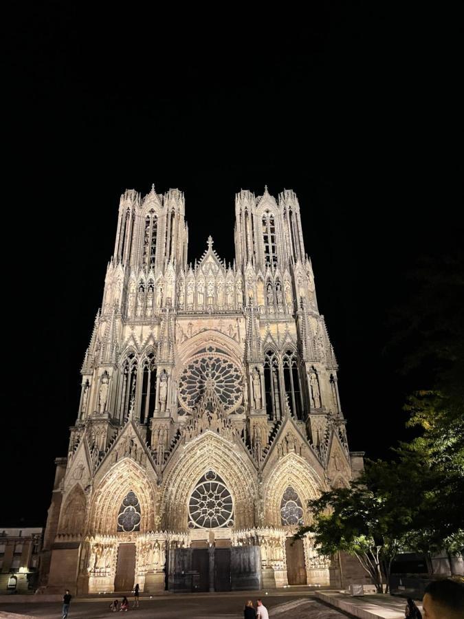 L'Effervescent Apartman Reims Kültér fotó